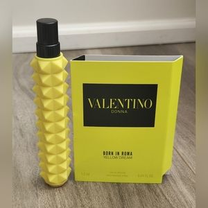 Valentino Born in Roma Yellow Dream EDP 10ml spray with bonus sample